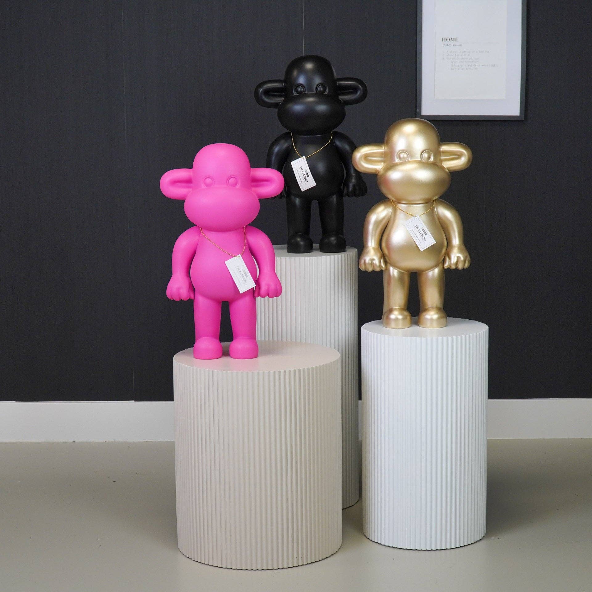 Housevitamin bv – wholesale Decorative figurine – Ornament - Monkey Figurine 'The Legend' -Polyresin - Gold - 33x21x50cm8