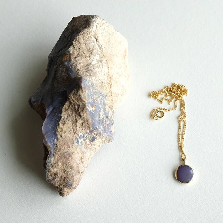Sarah Safavi Jewelry – wholesale Spiritual stone/crystal – New Burro Creek Agate Stone for Spring