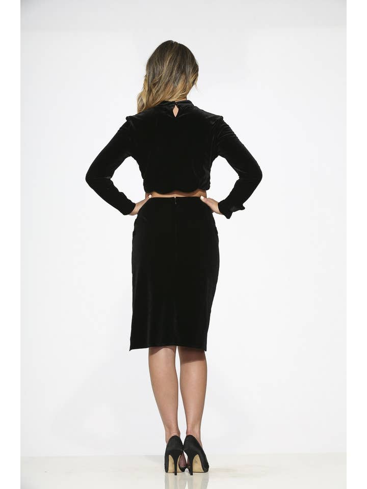 37010 Black Velvet Top & Skirt for wholesale on Faire