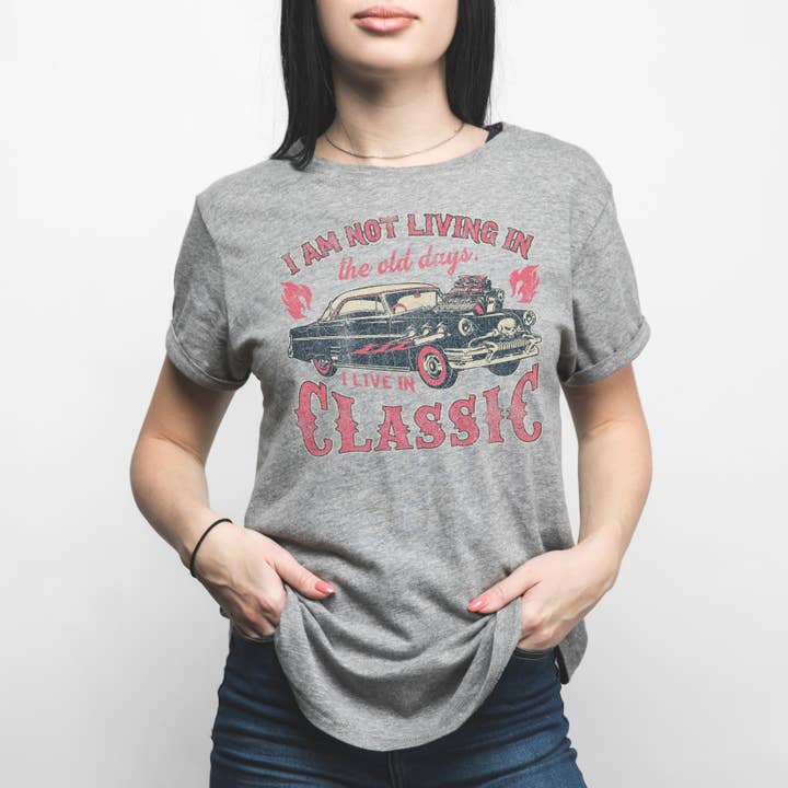 Not Living - T-shirt Live In Classic Vintage Car Ride pour la vente par Achitopia