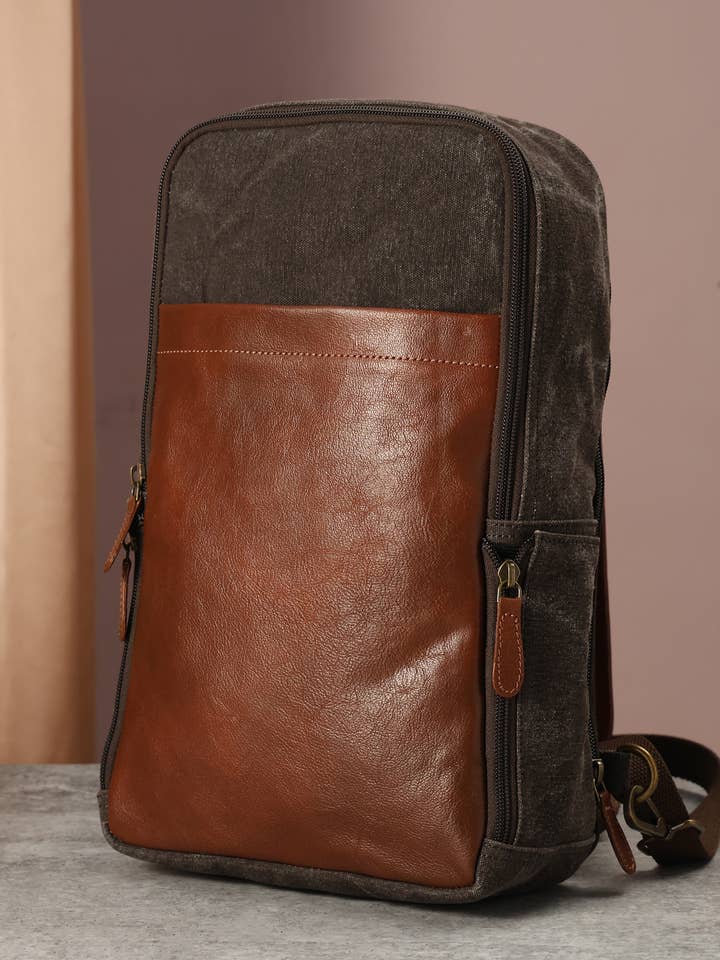 EXPLORER UNI BANDOLERA, CHOCOLATE M-1845 (CUERO ORIGINAL) para venta al por mayor de Mona B.