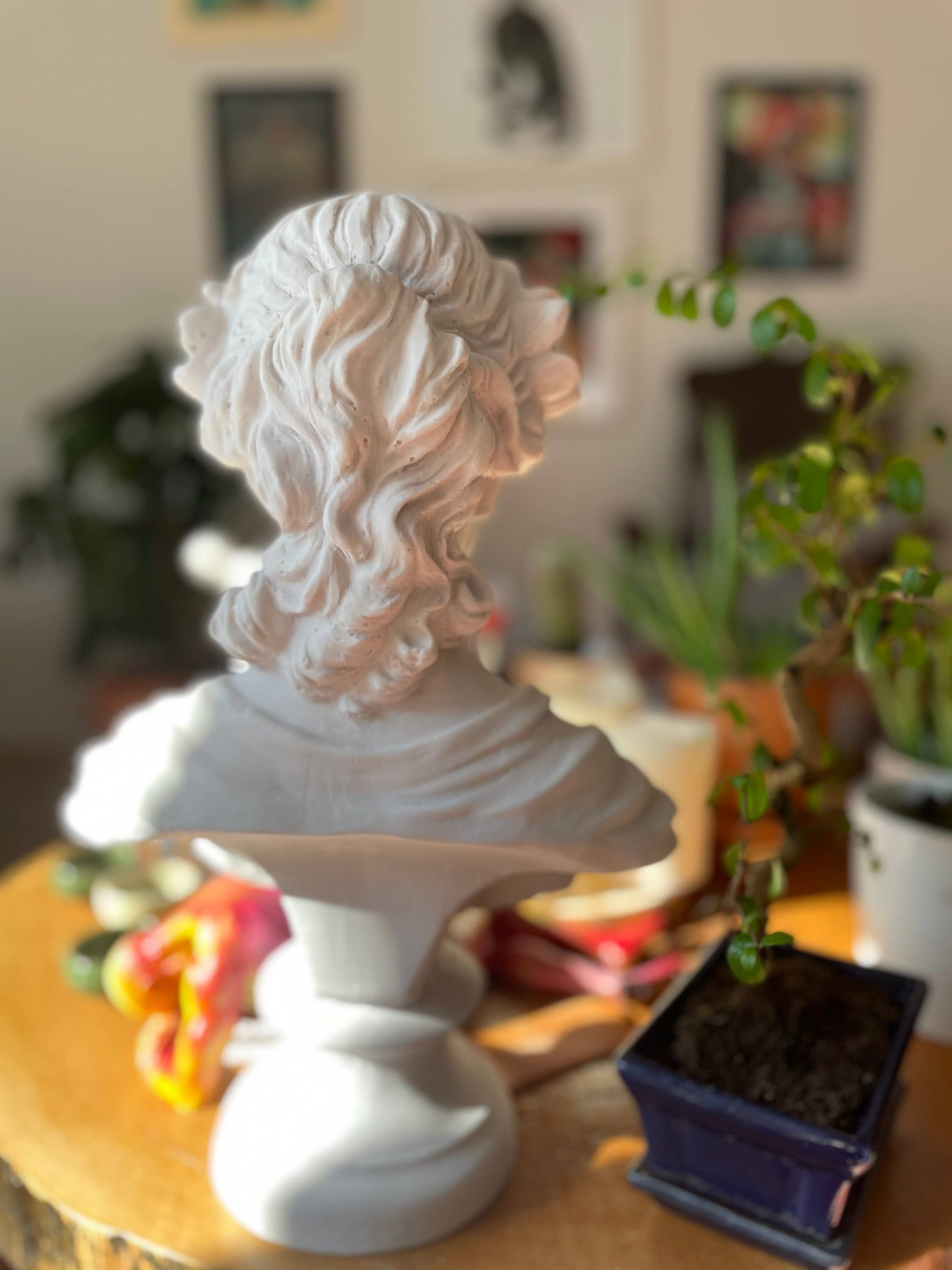 RomaArtSculptures - Wholesale Sculpture - Large Lady Statue2