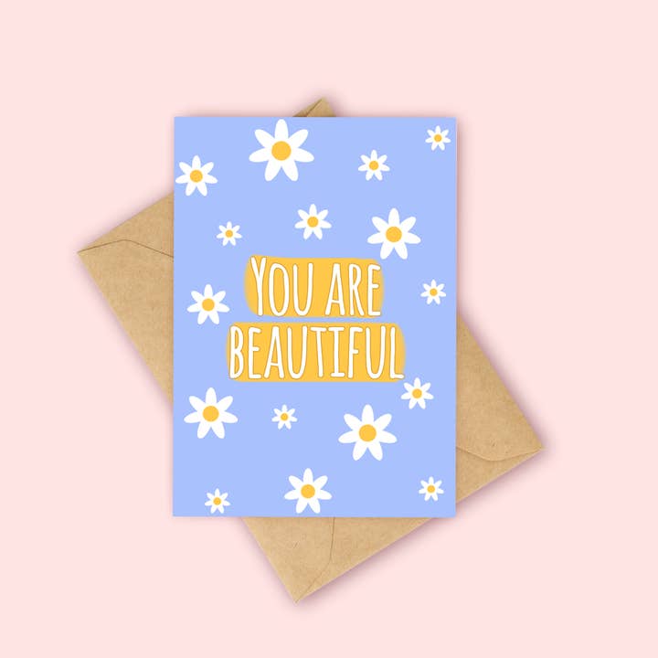 Carte Tu es belle pour la vente par Peach and Mimi