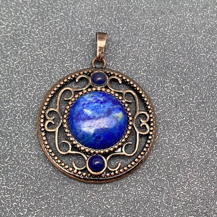 Mio Queena - Wholesale Individual Charm/Pendant - Vintage Natural Stone Hollow Circular Charm Pendant - CS31