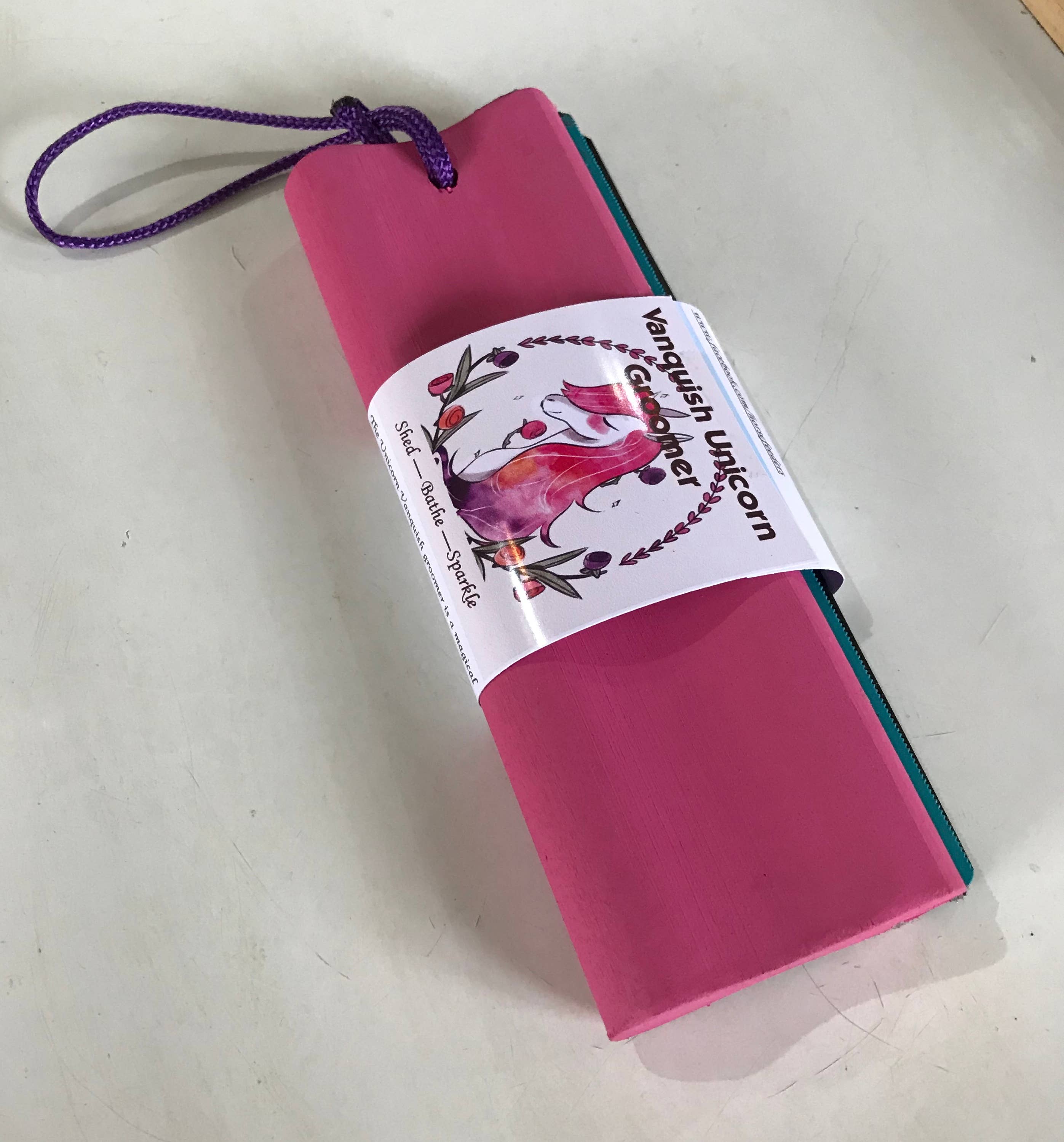 Parallax Plastics LTD – wholesale Pet grooming tool – Dog – Hair shedding tool "Unicorn Groomer" for malting pets/ horse0