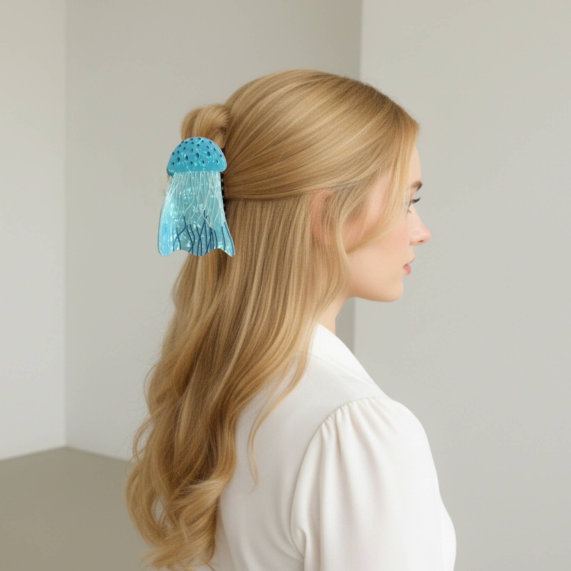 Otterware - Wholesale Hair Clip - Women's - Whimsical Acrylic Jellyfish Hair Claw Clips | Starry Ocean S8