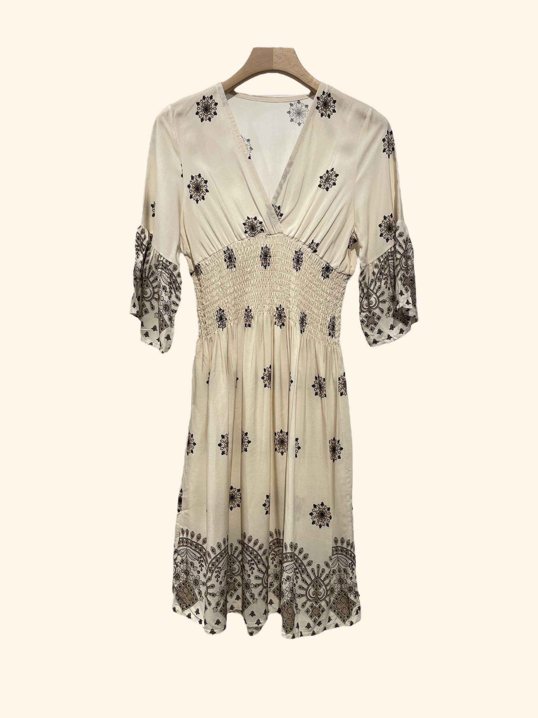 Nota bene - Wholesale Dress - Women's - Short smocked printed dress Art238651