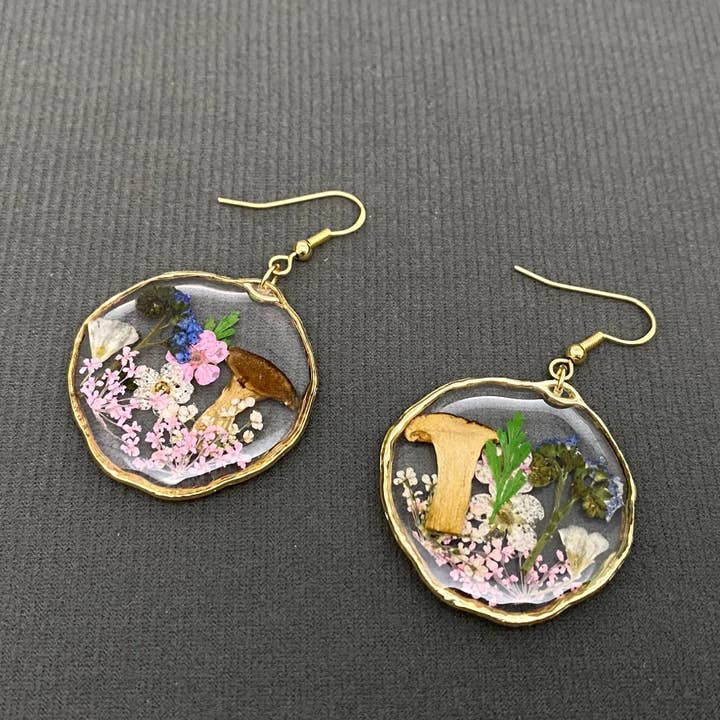 Mio Queena - Wholesale Dangle Earrings - Pressed Dried Flowers & Mushroom Floral Dangle Earrings - PDF2
