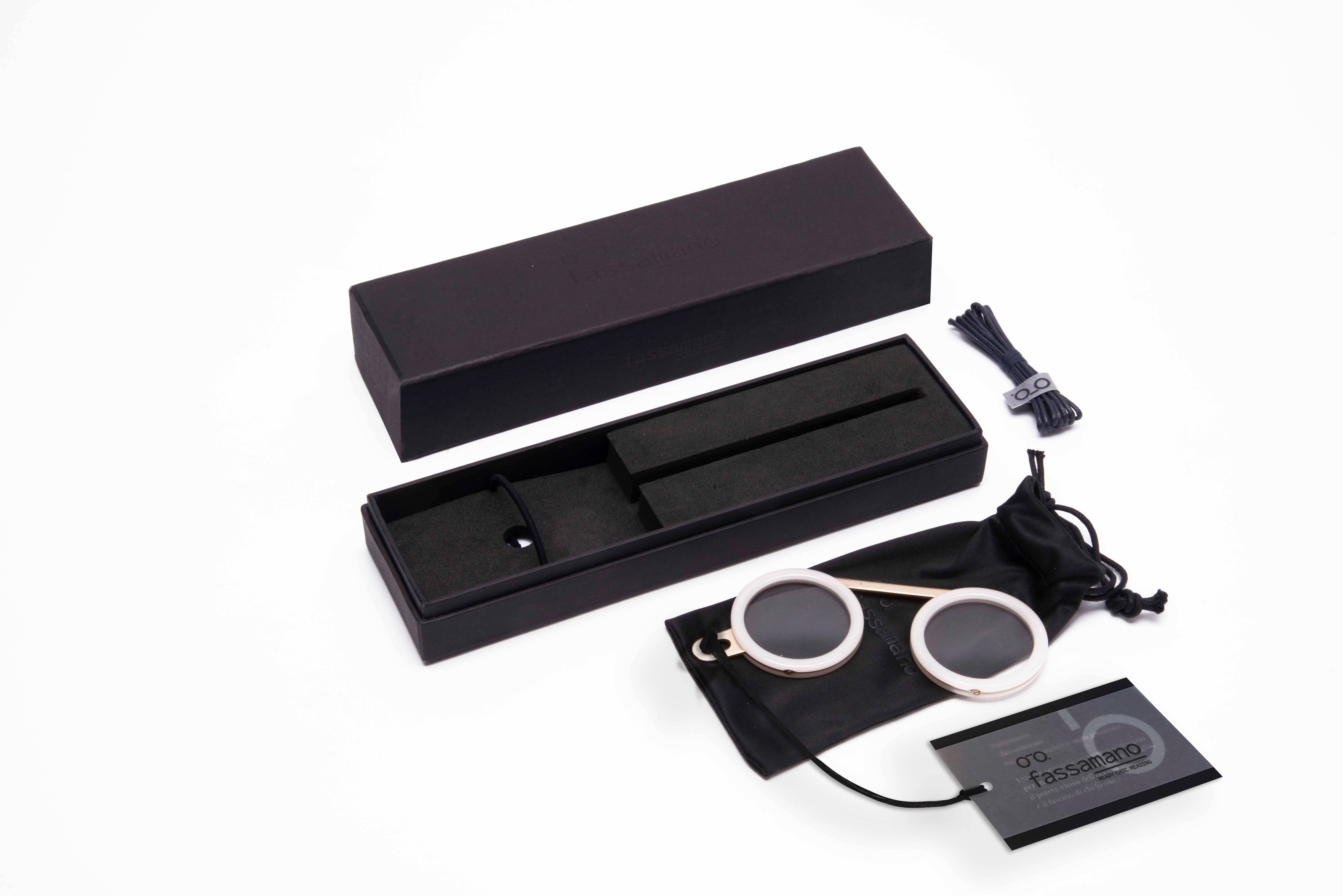 Fassamaneria srl - Wholesale Eyeglasses - Unisex - Fassamano Milano reading glasses/+2 - Giftbox5