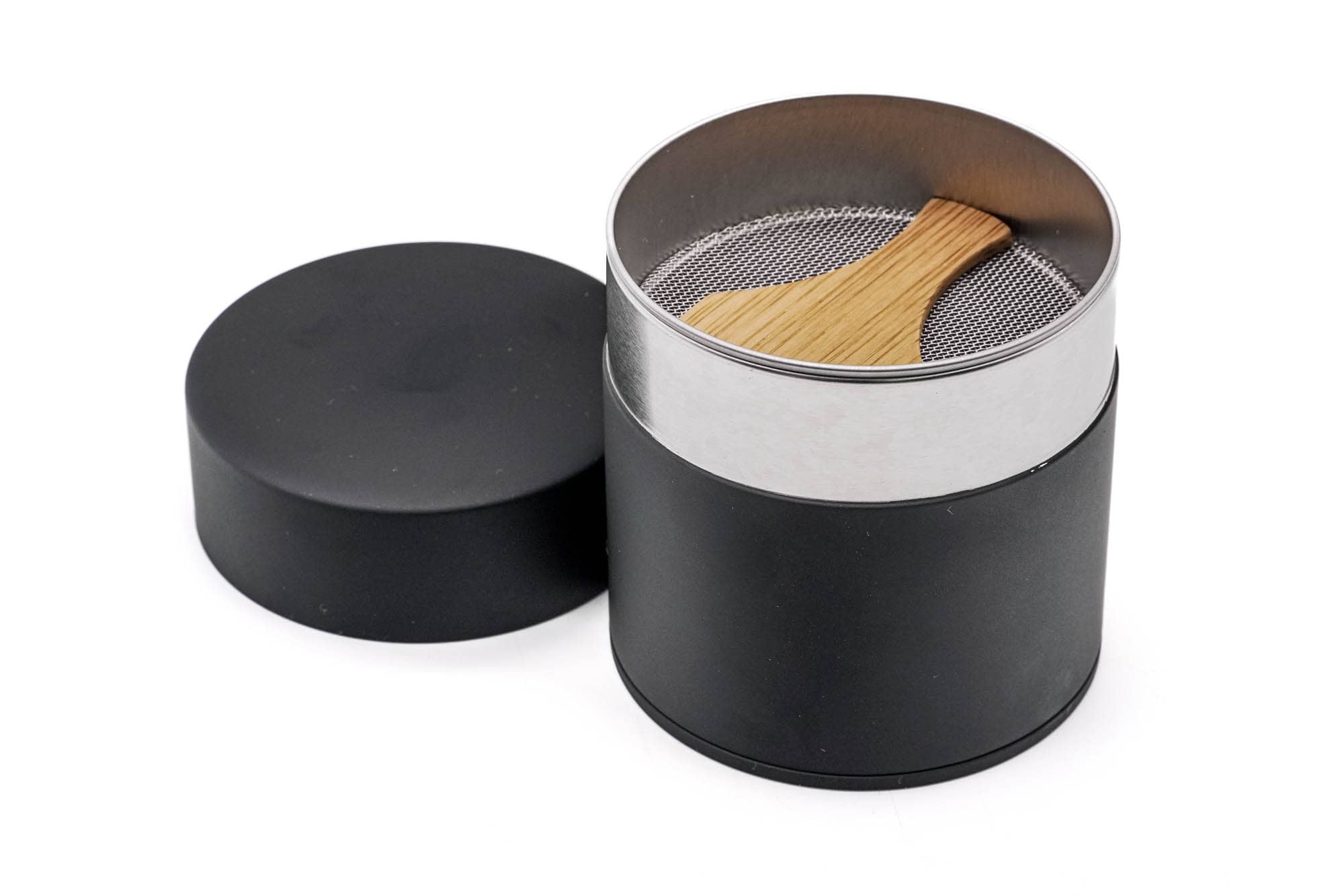 Tezumi - Wholesale Canister - Japanese Matcha Sifter - 江東堂 Kotodo - Matte Black Metal Tea Canister - 100g3