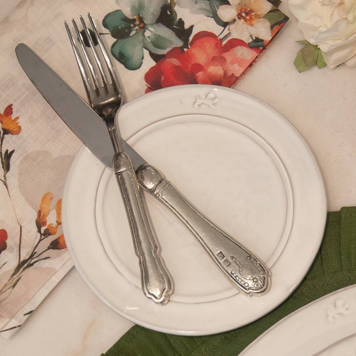 Arte Italica & Crown Linen Designs - Wholesale Appetizer Serveware - Firenze Bread / Canapé Plate1