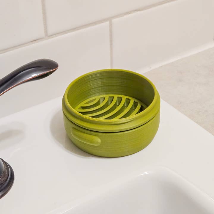 The Rogerie - Wholesale Soap Caddy - Travel Soap Case (Single Round)