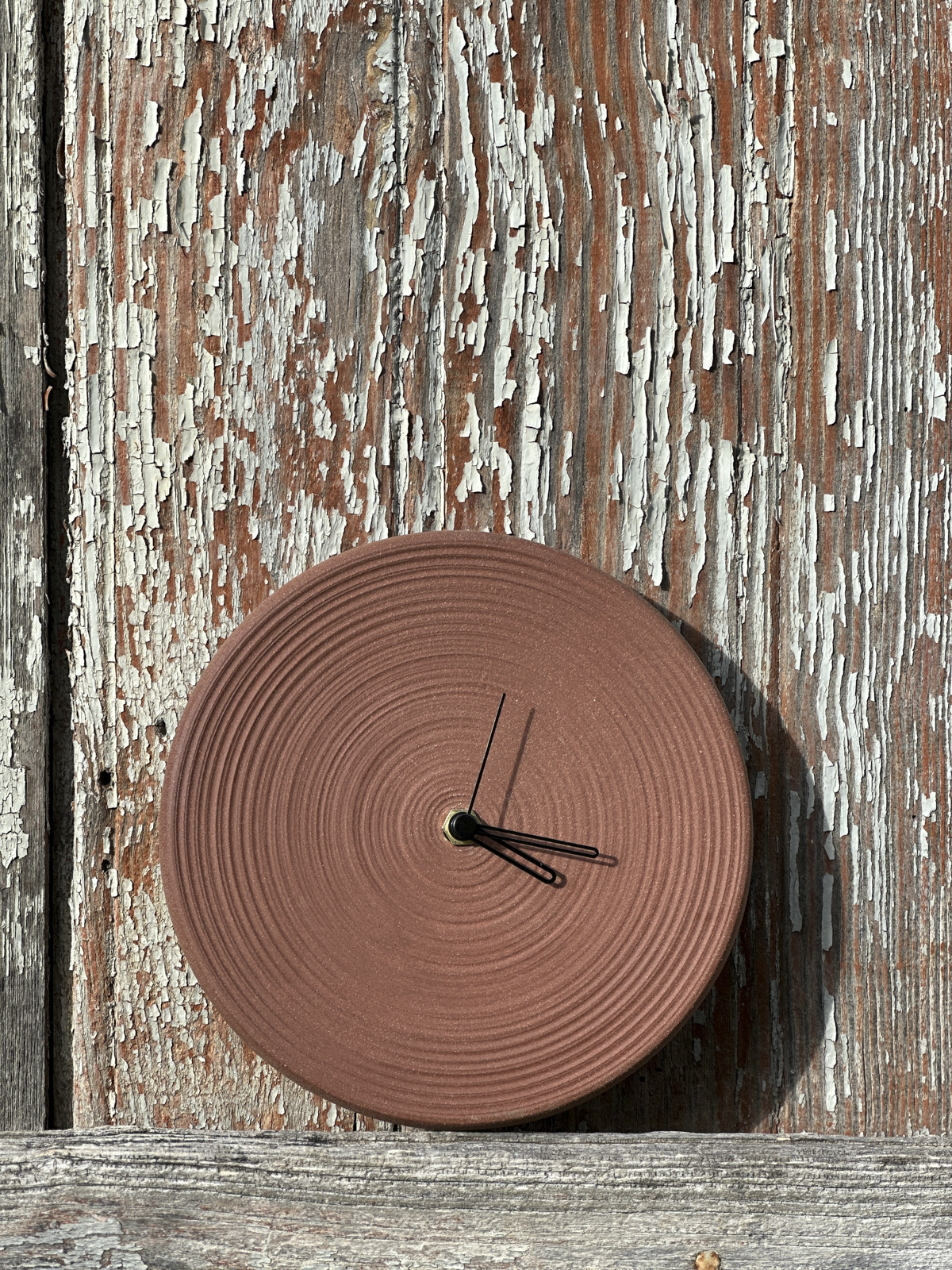 Noot ~Swart - Wholesale Wall Clock - Ceramic Wall Clock – Red Earth – Model A6