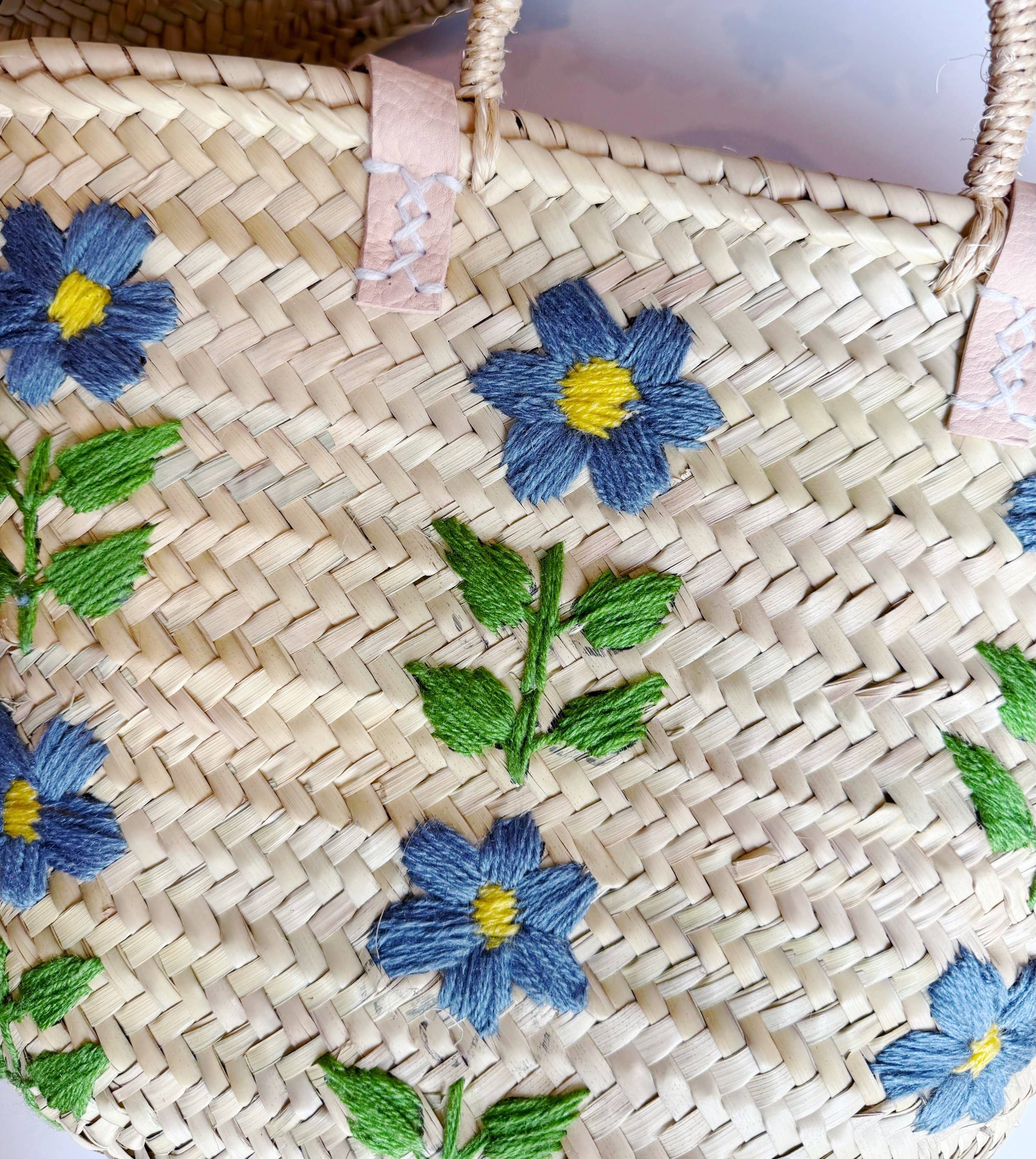 MIRAMAR Store - Wholesale Beach Bag - Floral Embroidered Straw Tote Bag – Straw Bag Summer Style1