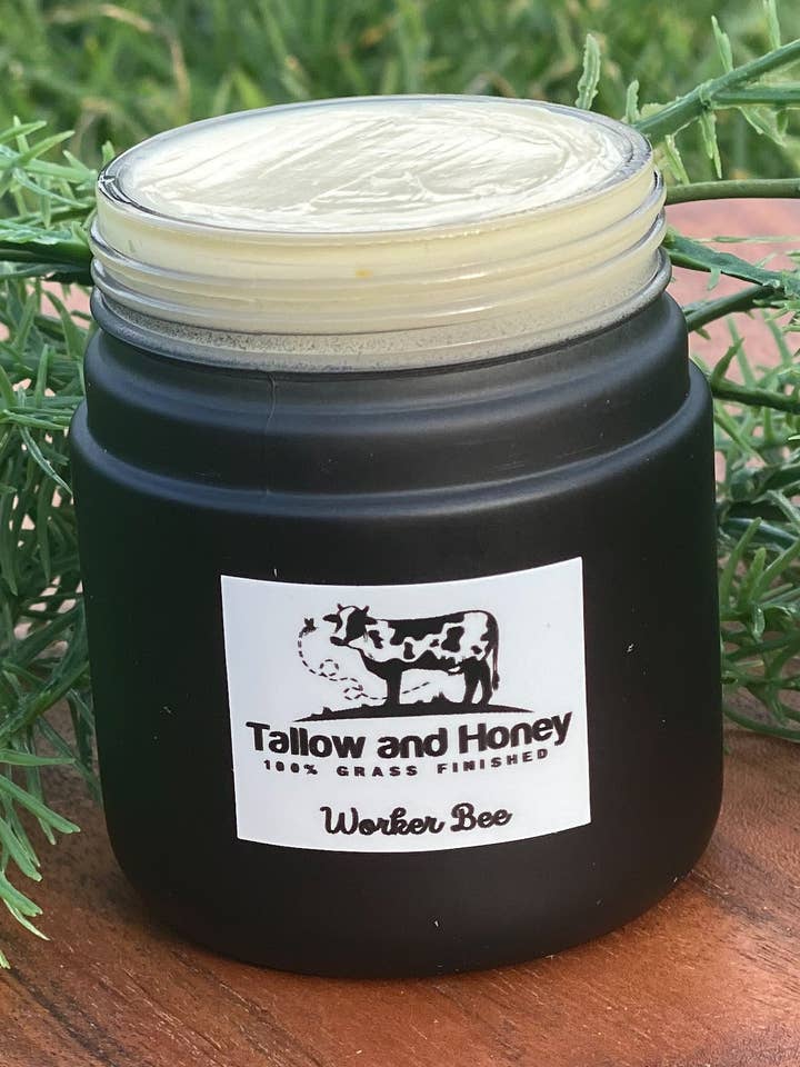 Abeille ouvrière pour la vente par Tallow and Honey, LLC.
