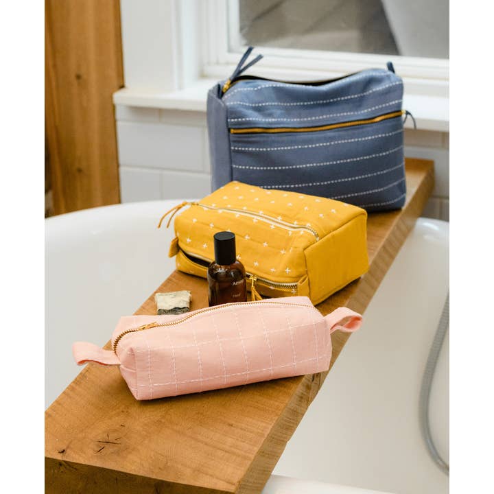 Anchal - Wholesale Toiletry Bag - Women's - Small Grid-Stitch Toiletry Bag6