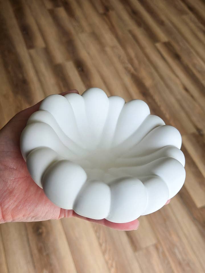 Modern molnformad bubbelbricka för wholesale av Lithomo