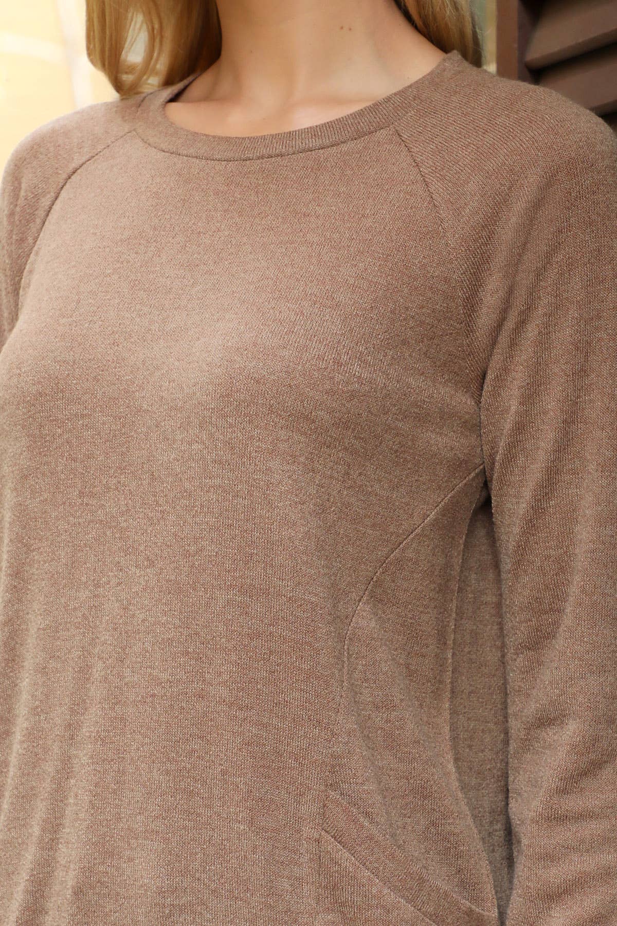 You & Me - Vente Haut en maille – femme - HAUT À MANCHES LONGUES EN TRICOT EN V YMT20078V10