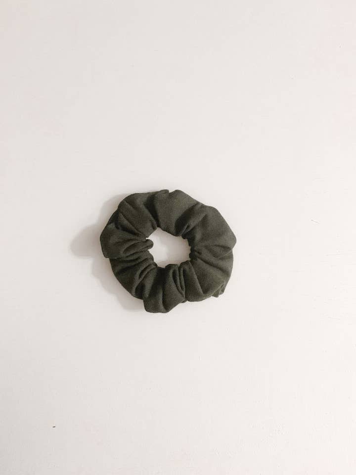 Vreugdevuur Scrunchie voor wholesale door Indira & Company