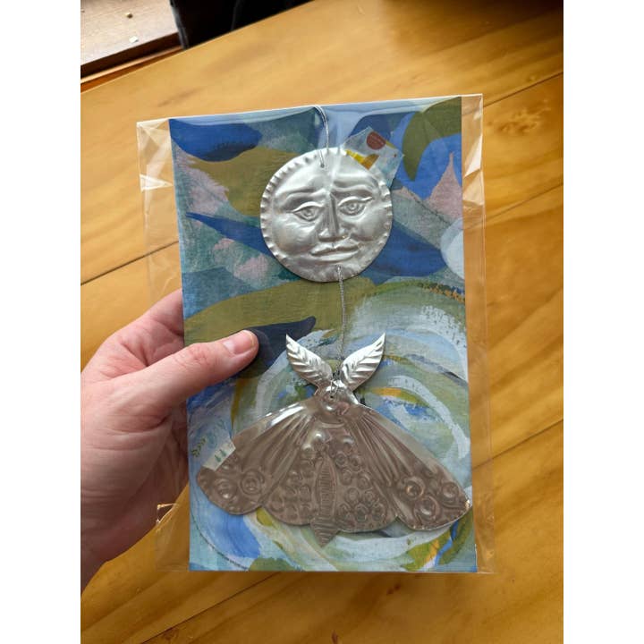 Foot Range Mountain – wholesale Wall Accent – Moon and Moth Handmade Embossed Pressed Tin Wall Decoration2