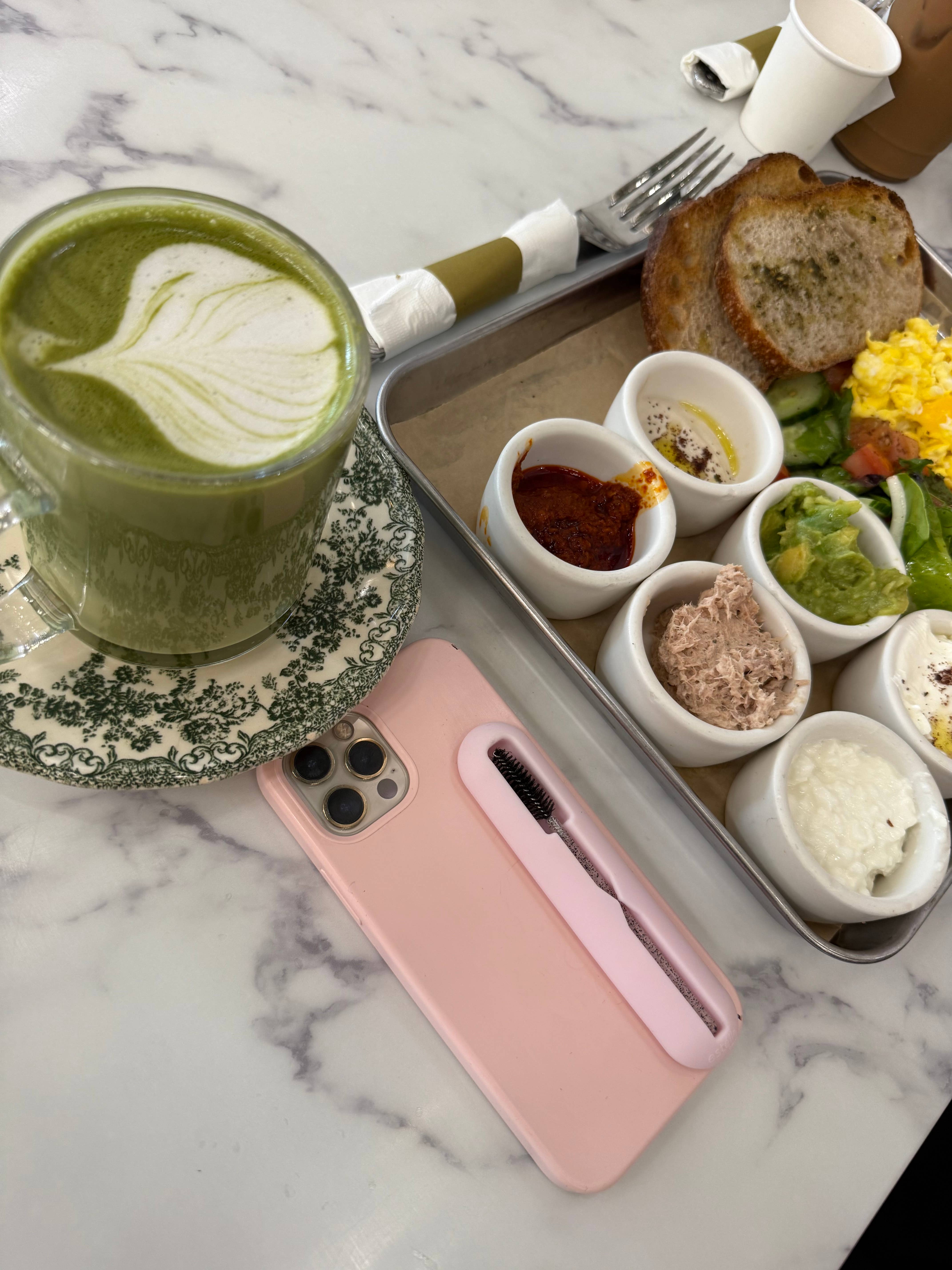 Estélle Beauty - Wholesale Makeup/Cosmetic Bag - SAVE A SPOOLIE™, Spoolie Brush Holder, Makeup Tool Accessory