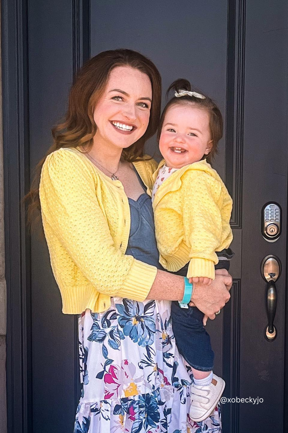 Mak - Vendita all'ingrosso Cardigan - Bambini - Cardigan corto all’uncinetto per bambina con bottoni vintage MK3514KID9