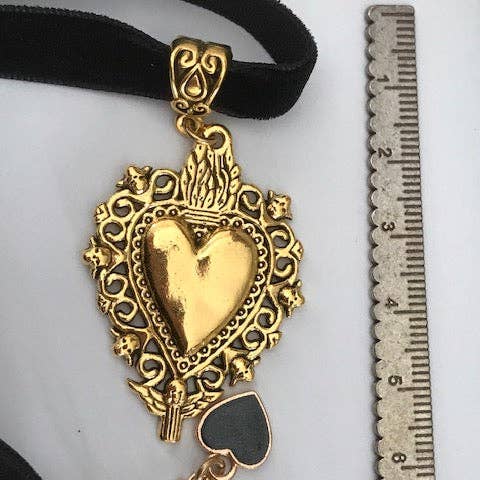 Miss DJ Angel – wholesale Pendant/charm necklace – Ex voto choker, sacred heart necklace, golden heart charm, choker gift for mom, sacred heart gift for woman, handmade ex voto.5