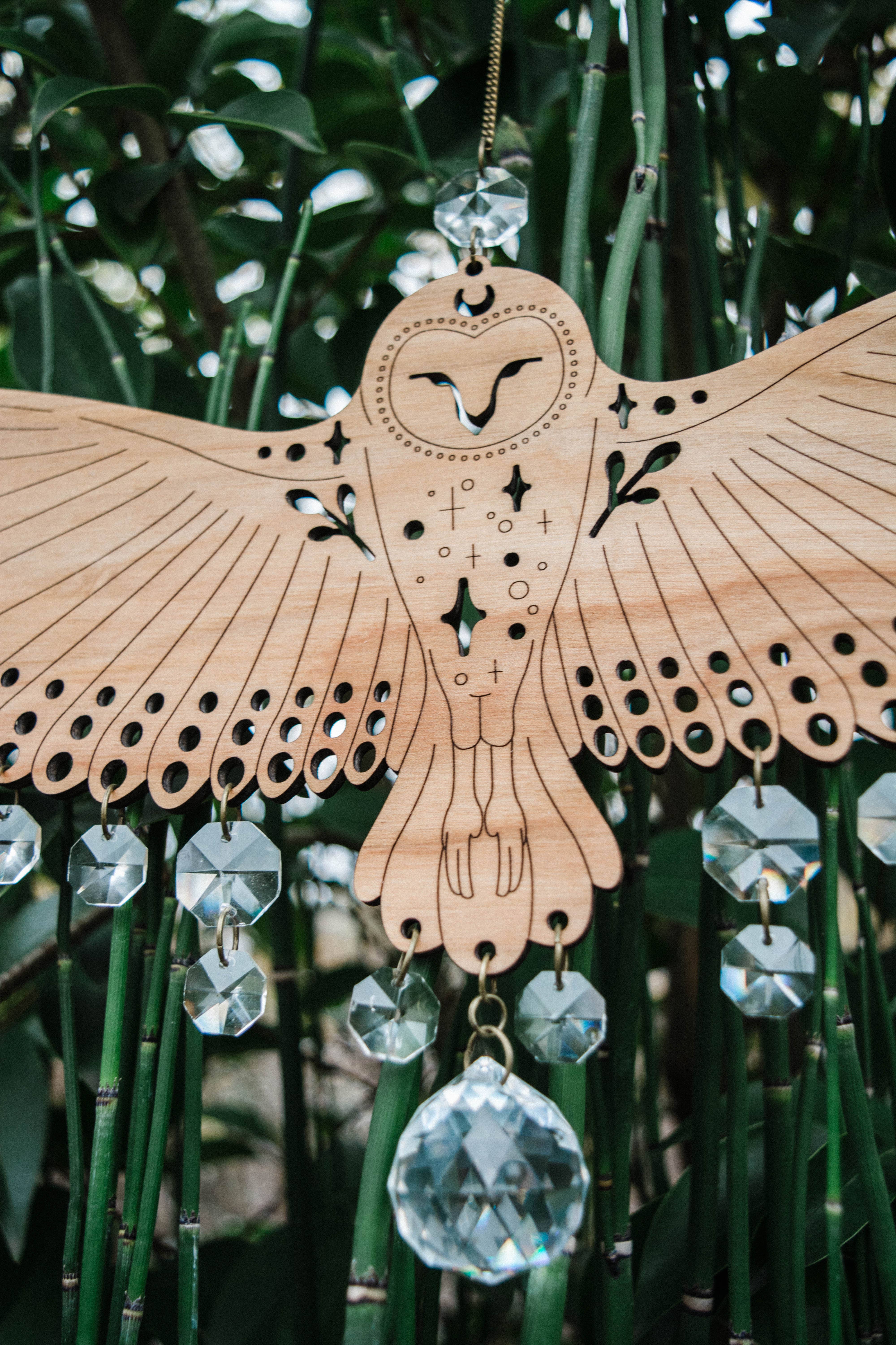 HEX Botanical - Wholesale Suncatcher - Owl Wooden Wall Hanging Bird Suncatcher w/ Crystal Prisms 7