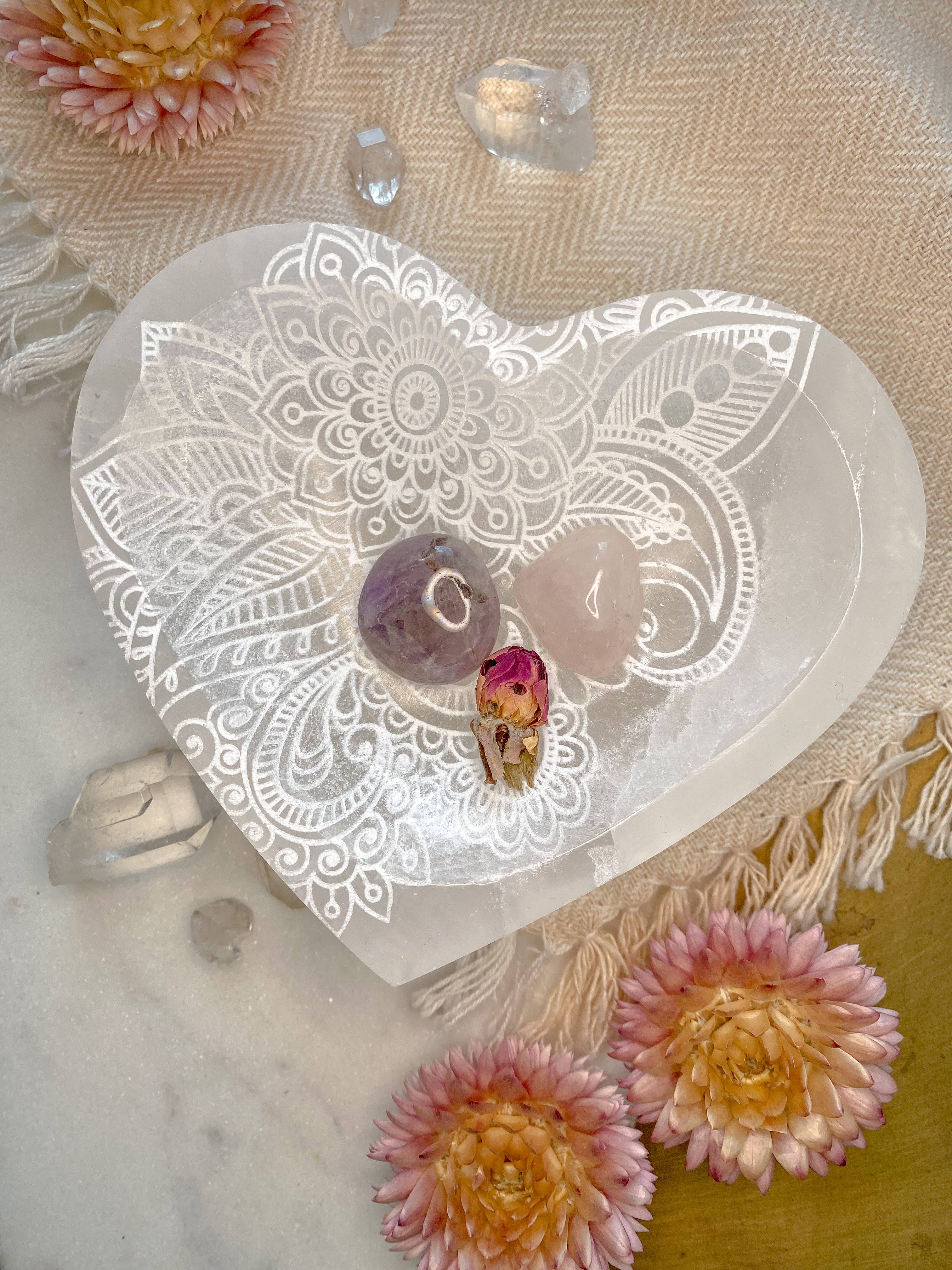 Fractalista Designs - Wholesale Decorative Plate/Dish/Bowl - Henna Heart Selenite Crystal Dish Bowl Mother's Day Gifts1