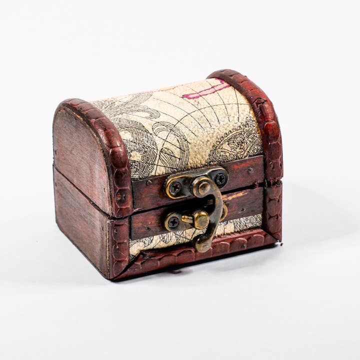 Mini coffre au trésor de pirate avec carte du vieux monde | Cadeau de fête pour la vente par Ring of Fire Enterprises