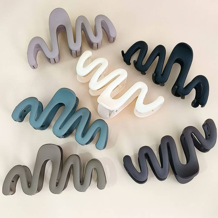 ACCITY - Wholesale Hair Clip - Women's - 4.1"IN WAVY LARGE HAIR CLAW CLIPS FOR WINTER,FALL_CWAHA0397