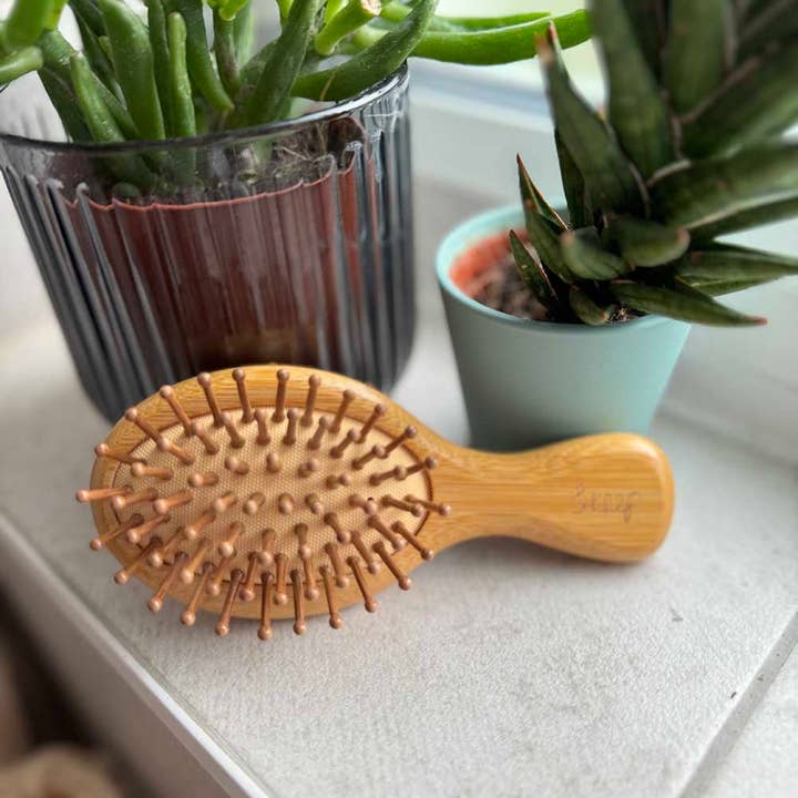 &Keep - Wholesale Hair Brush/Comb - &Keep Mini Bamboo Hair Brush