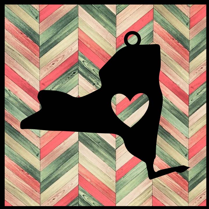 Ornement en métal New York pour la vente par Designed With Sparks