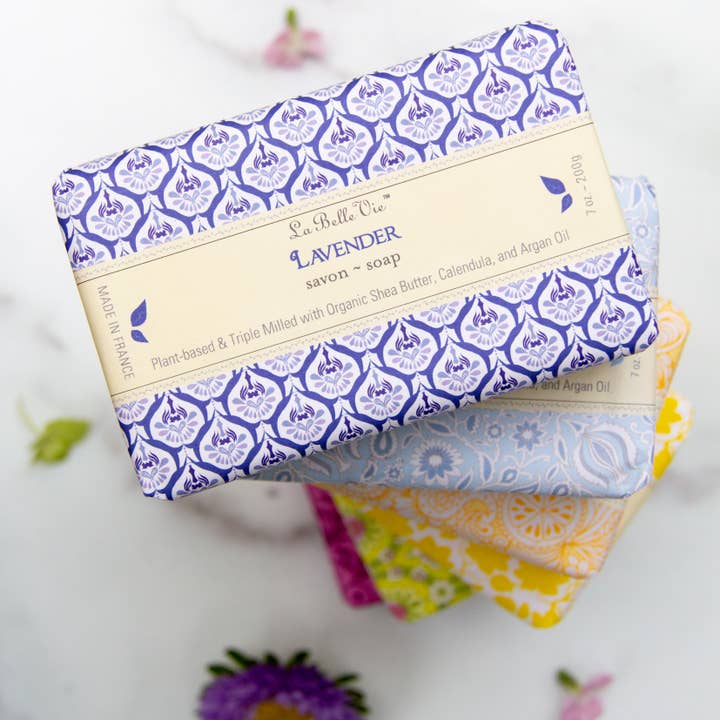 Ton Savon Inc - Wholesale Bar Soap - La Belle Vie Black Cherry Soap - 7oz/ 200g4