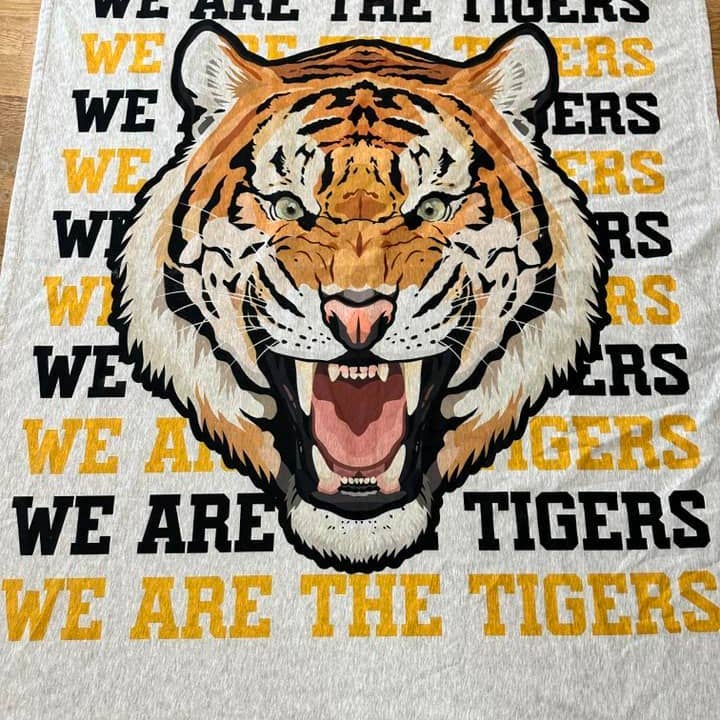 Hustle+Heart - Wholesale Picnic Blanket - Inline Team Custom Sweatshirt Blanket (BLANKET1073)3