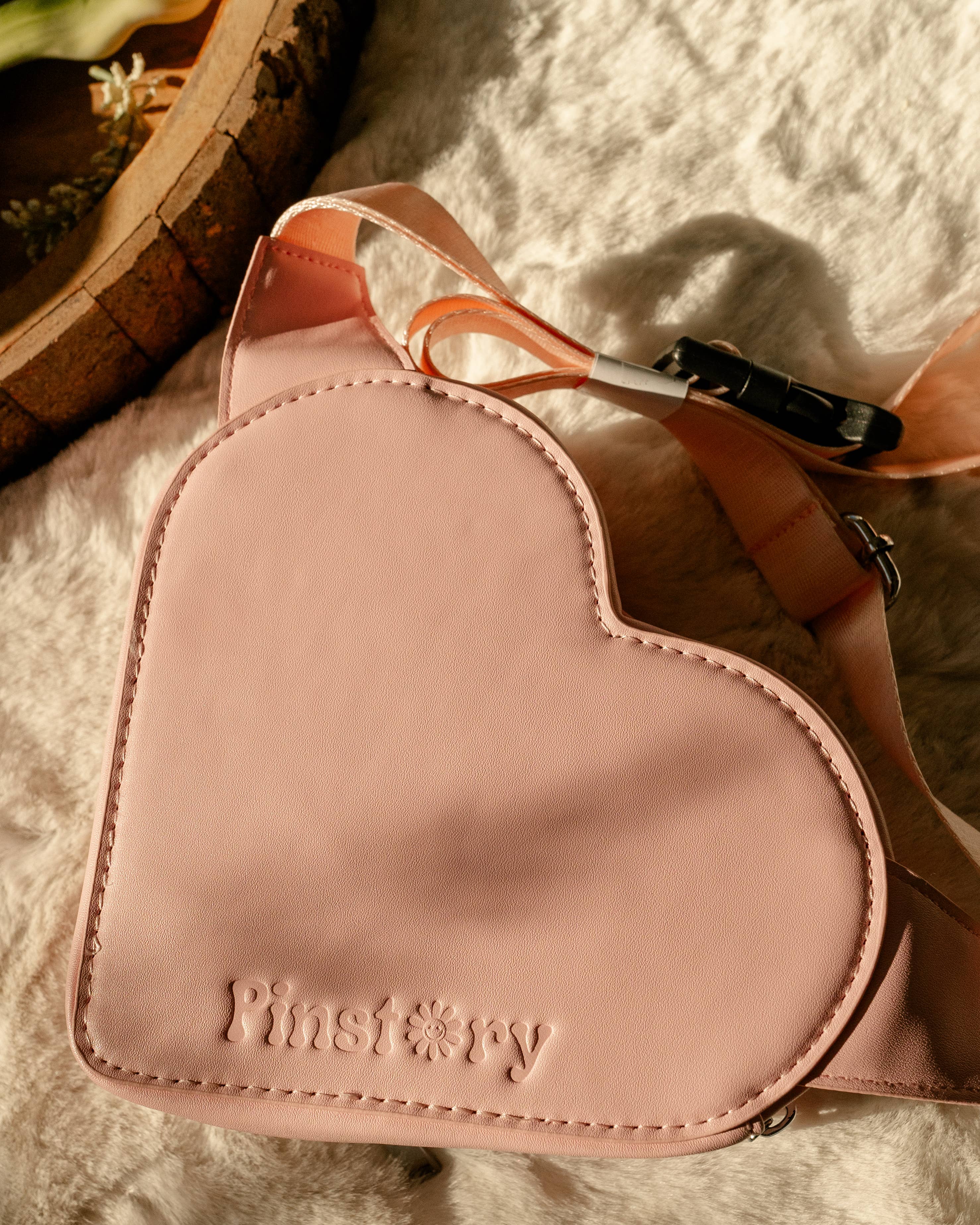 Pinstory - Wholesale Belt Bag - Women's -  The Original Heart ITA Fanny Pack 9