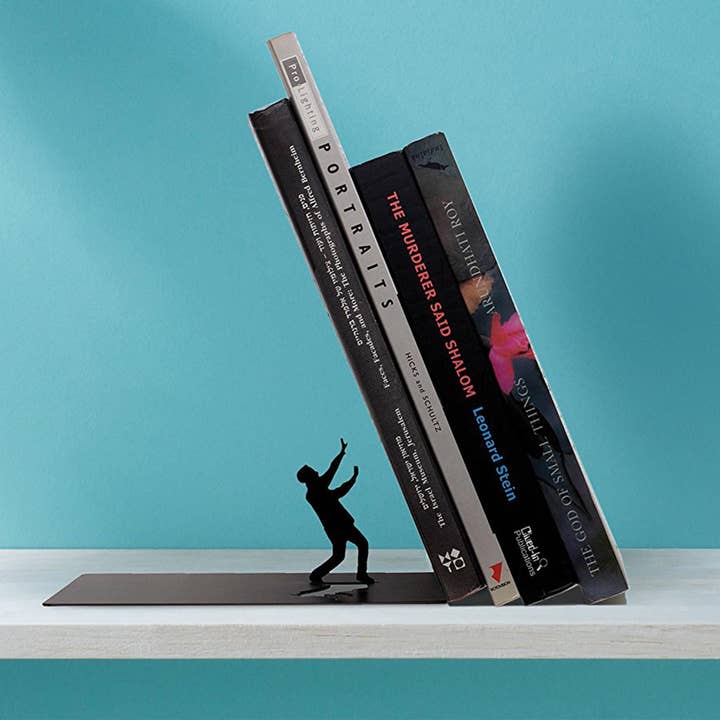 Serre-livres flottant en métal créatif avec effet d'illusion pour la vente par Artori Design LLC