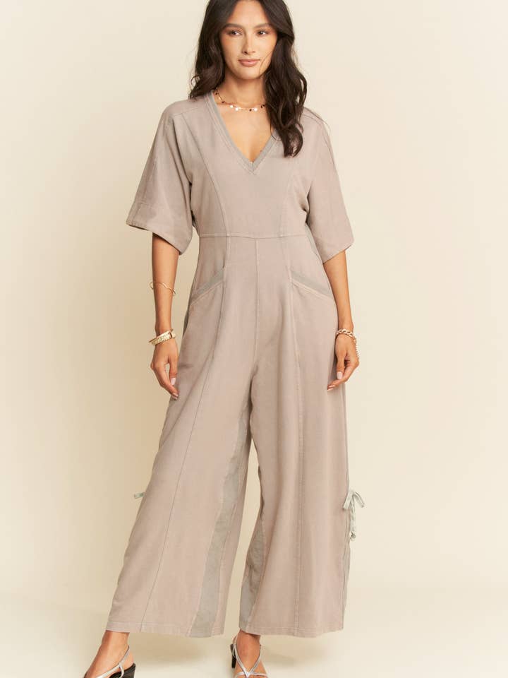 Davi & Dani - Wholesale Jumpsuit - Women's - GARMENT PANTS V NECK SHORT SLEEVE JUMPSUIT2