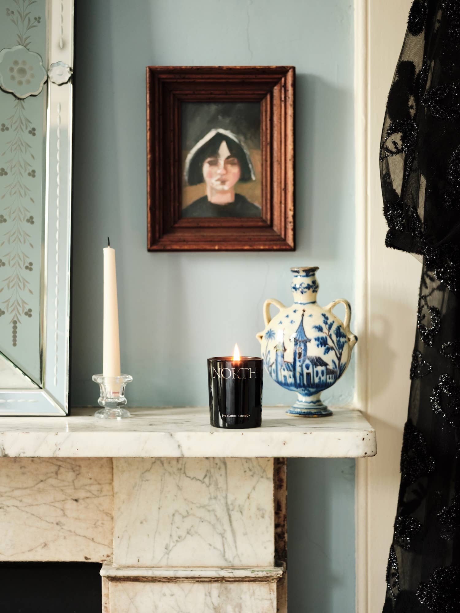 Evermore London - Vendita all'ingrosso Candela in vasetto - Candela di soia North – Pelle & Oud – Versata a mano nel Regno Unito4