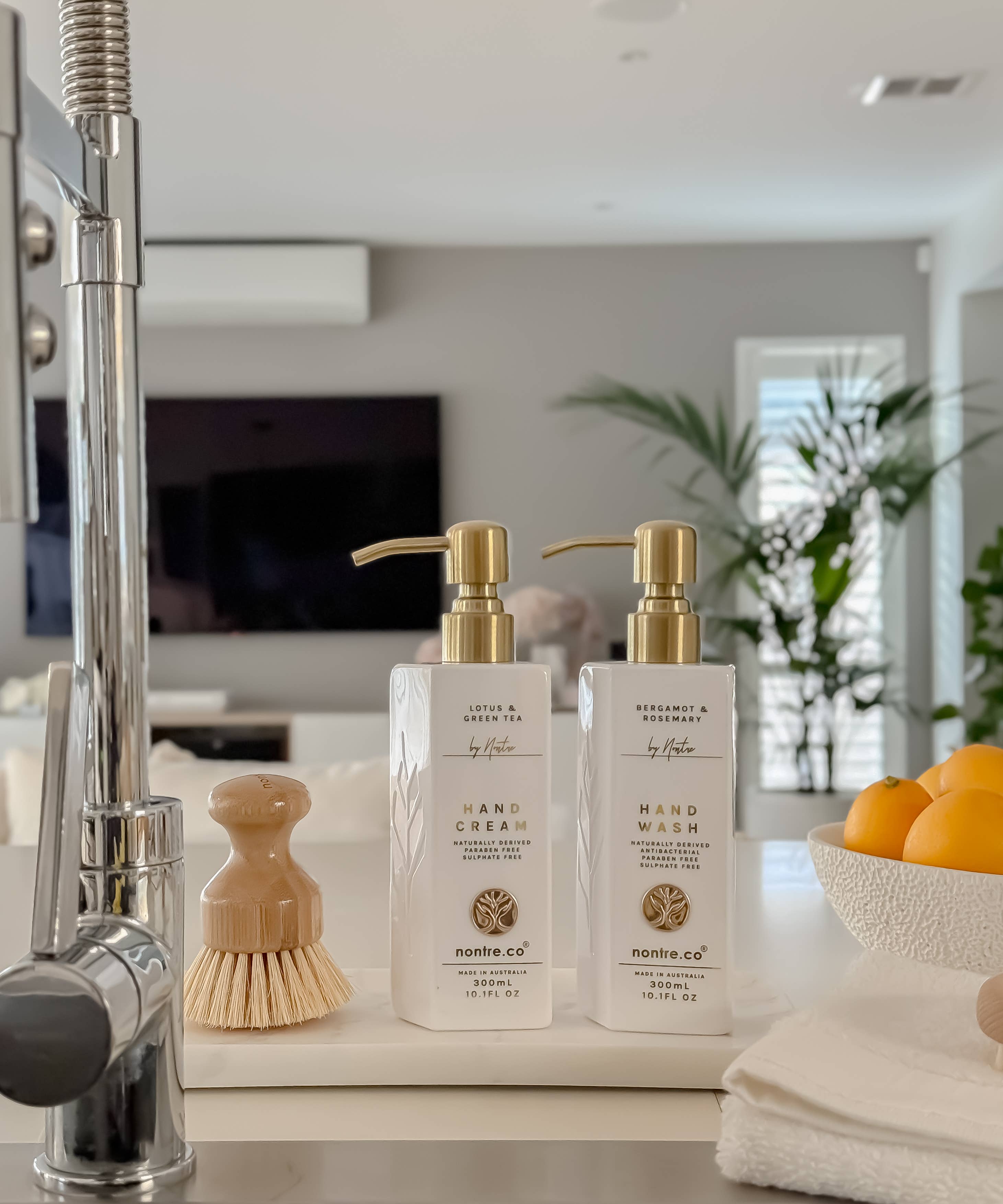 nontre.co - Wholesale Hand Soap/Wash - Natural Hand Wash 300ML, Bergamot & Rosemary3