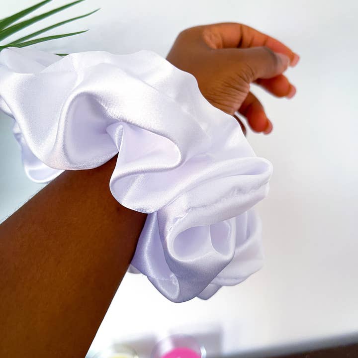 Asantewaa - Wholesale Scrunchie - Women's - Snow Large Satin Scrunchie