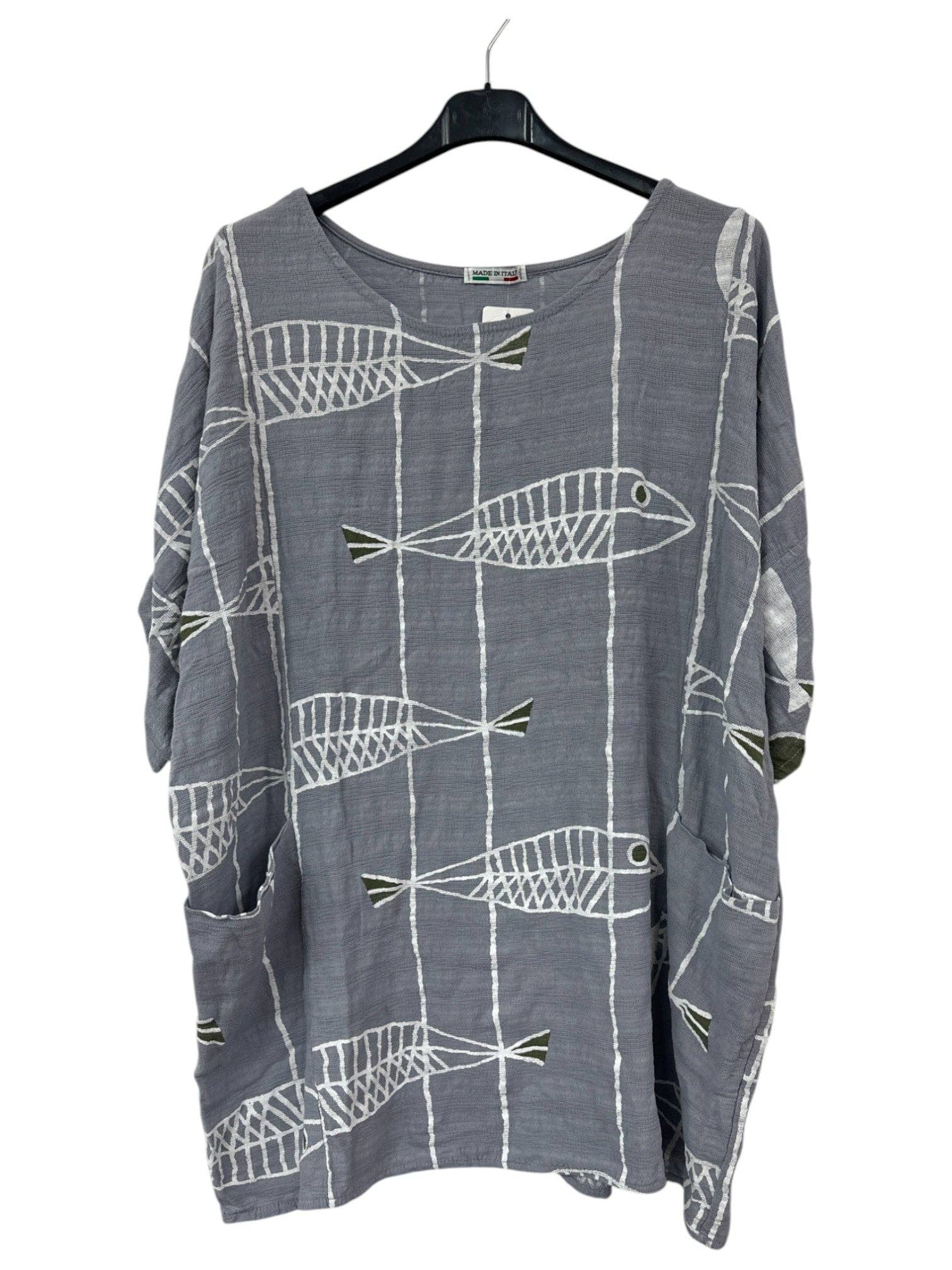 Miss Bold - Wholesale Blouse - Women's - Italian Crinkle Cotton Fish Print Top with Pockets & Turn-Up Sleeves11