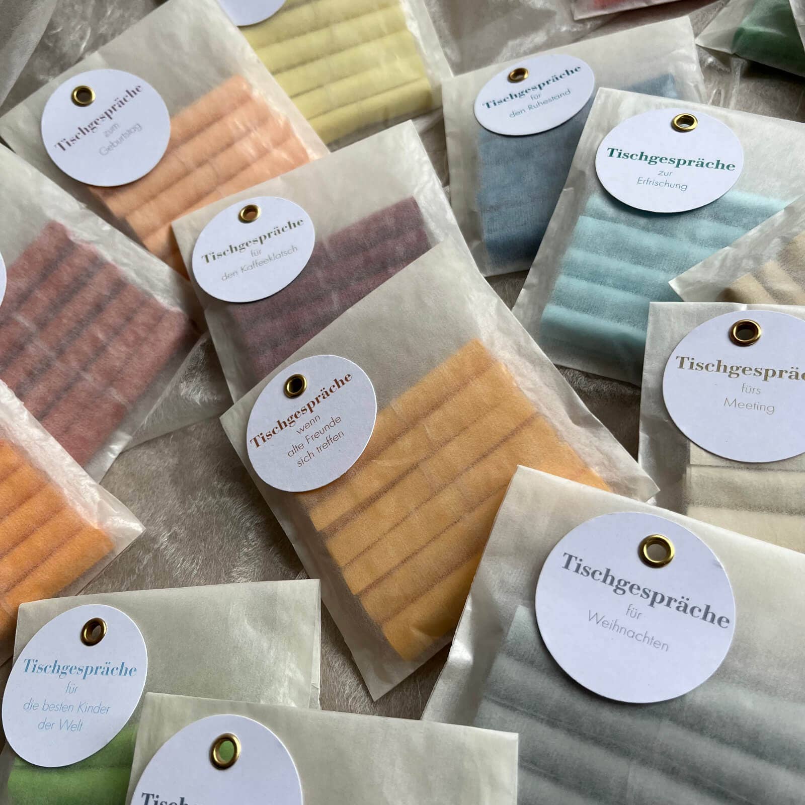 Spitzenkunst - Wholesale Card Game - Table talk for the coffee klatsch2