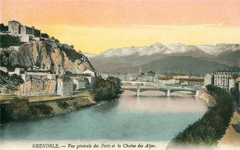 Found Image Press – Íman por atacado – Magneto MF-372 Grenoble, França, com Vista dos Alpes0