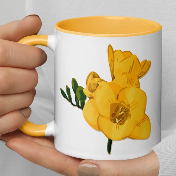 Tasse à fleurs avec intérieur coloré - Différents motifs pour la vente par Julie Annette Studios