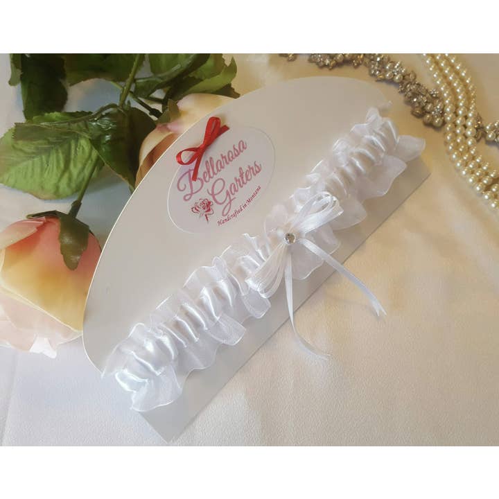 Strumpfband aus weißem Satin und Organza für den Großhandel von Bellarosa Garters