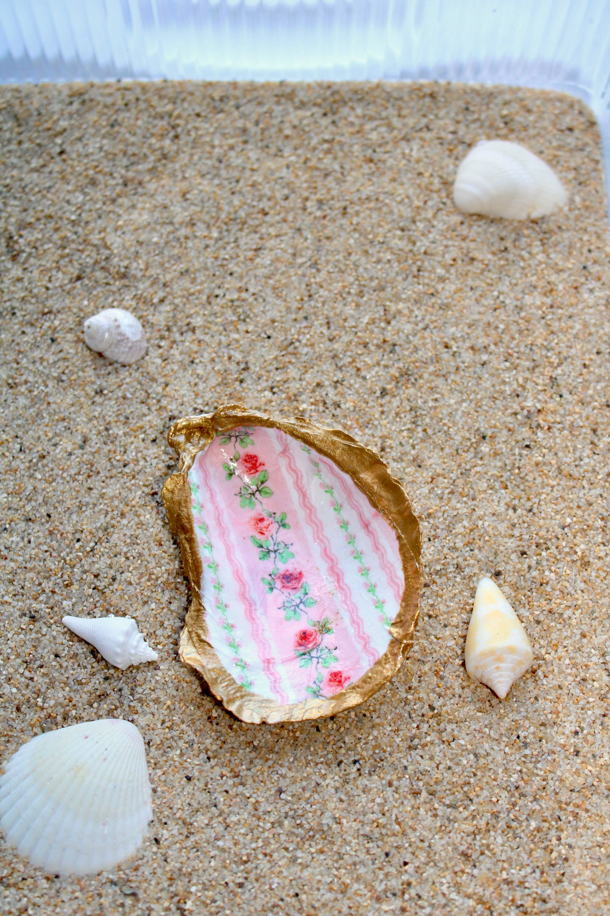 Coastal Collective Co. - Wholesale Jewelry Dish - Decoupaged Shabby chic shell ring dish1