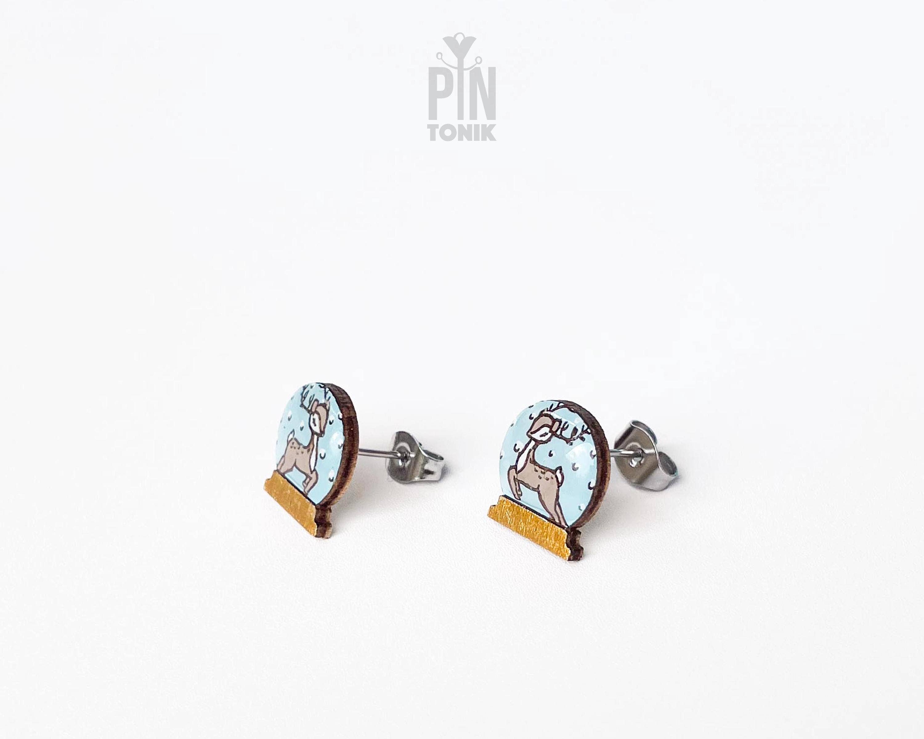 PinTonik – wholesale Stud/post earrings – Reindeer Snow Globe Christmas Festive Earrings2