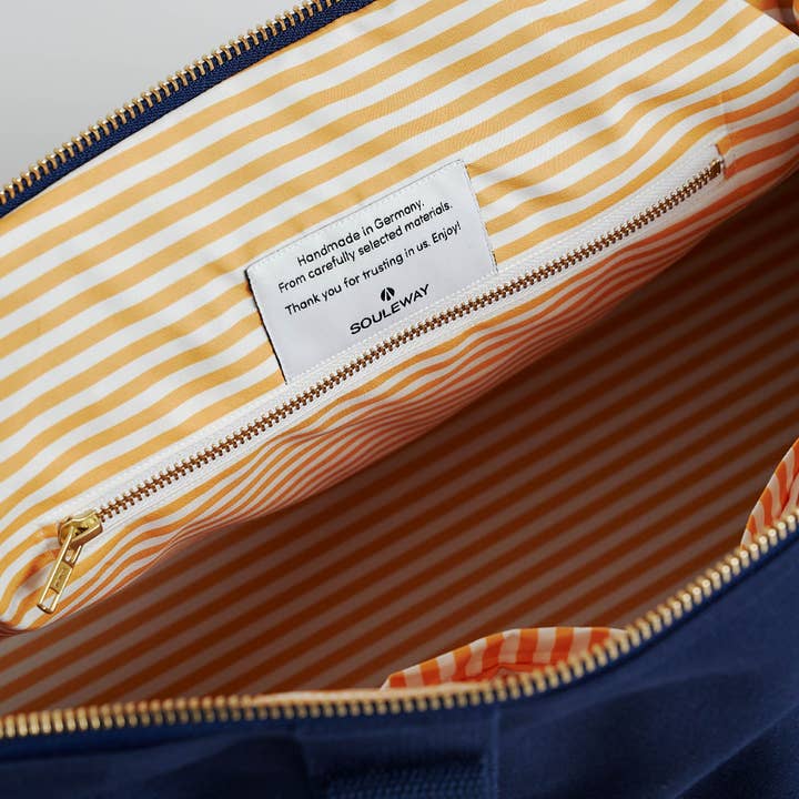 Souleway - Wholesale Weekender Bag - Women's - Vegan weekender2