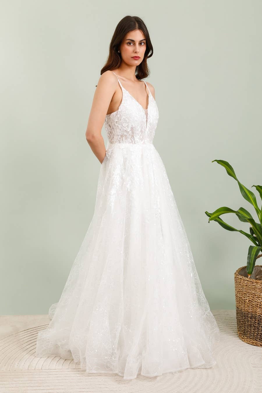 Les Voiliers - Wholesale Gown - Women's - Princess wedding dress with lace and ivory embroidery2
